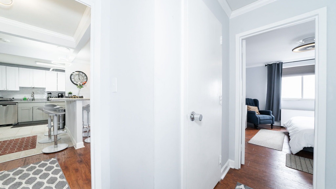 Photo of Bedroom in Peachtree Center
