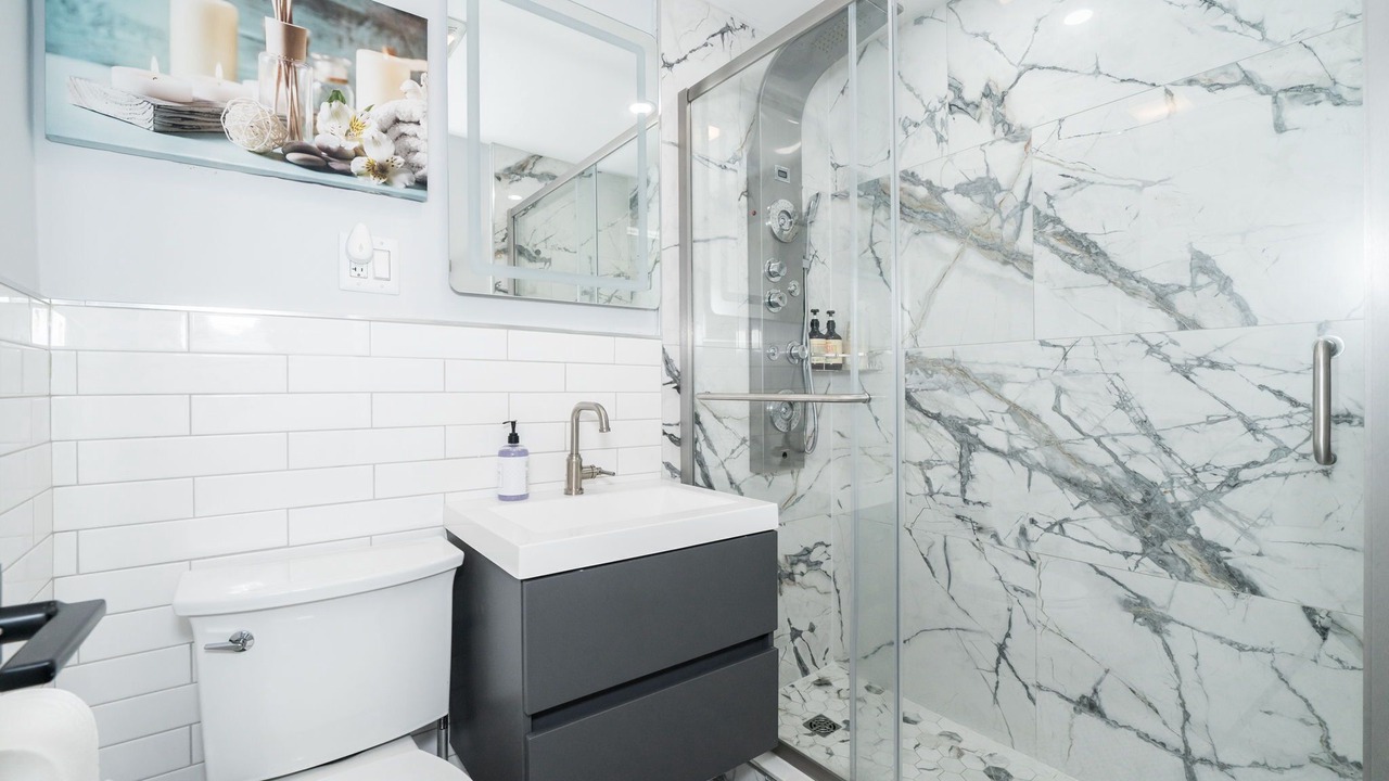 Photo of Bathroom in Peachtree Center
