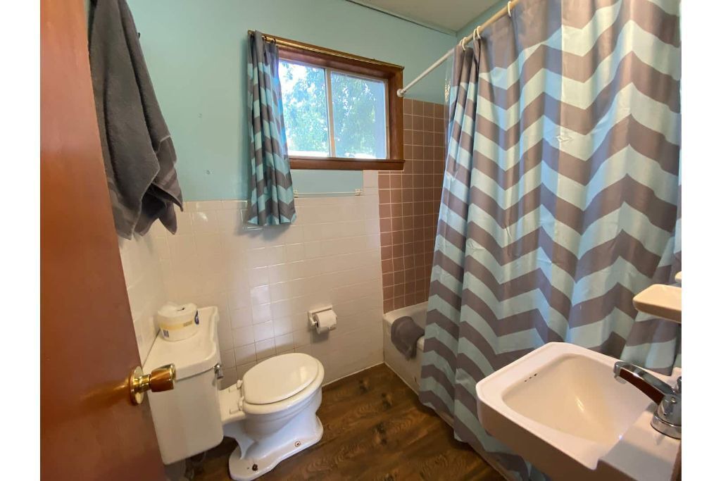 Photo of Bathroom in Pittsburg