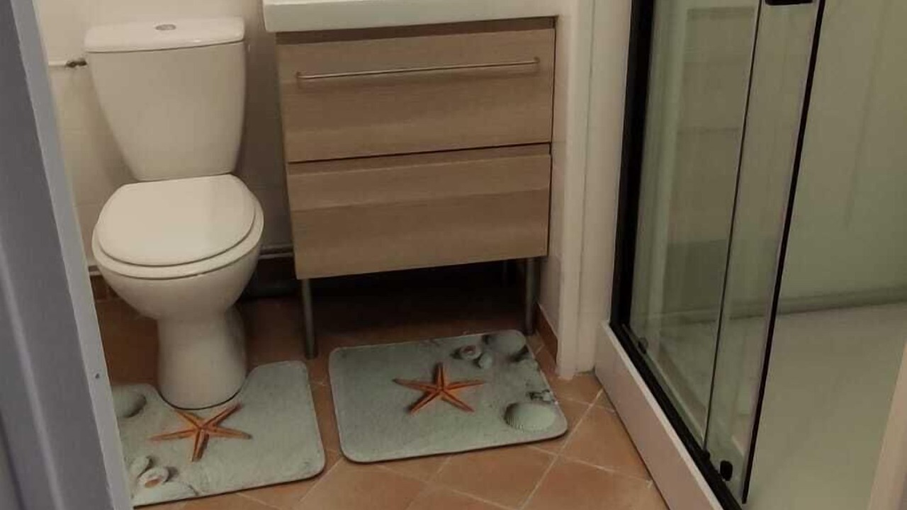 Photo of Bathroom in Equilly