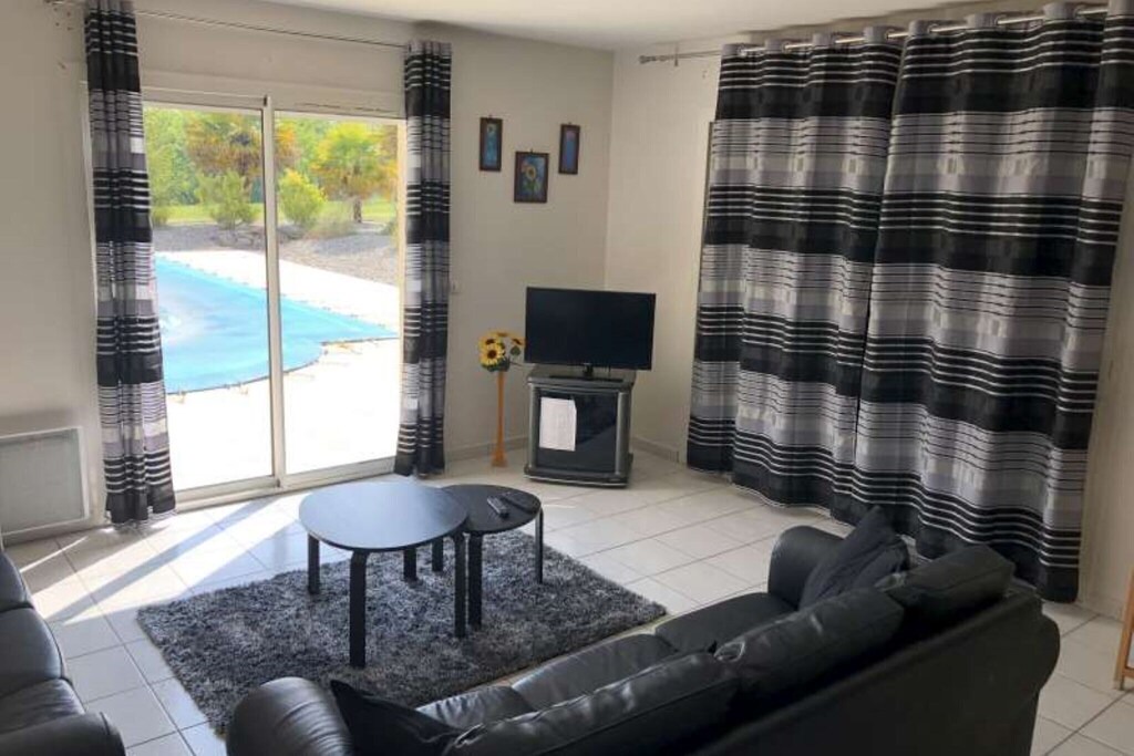 Photo of Livingroom in La Croix-Blanche