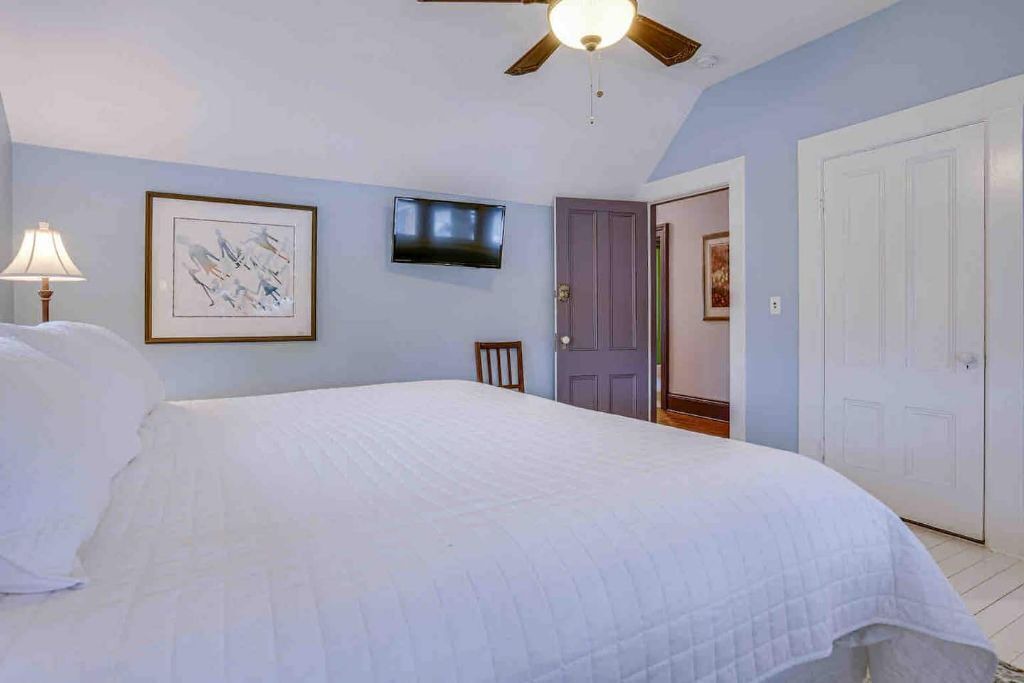 Photo of Bedroom in Silverton