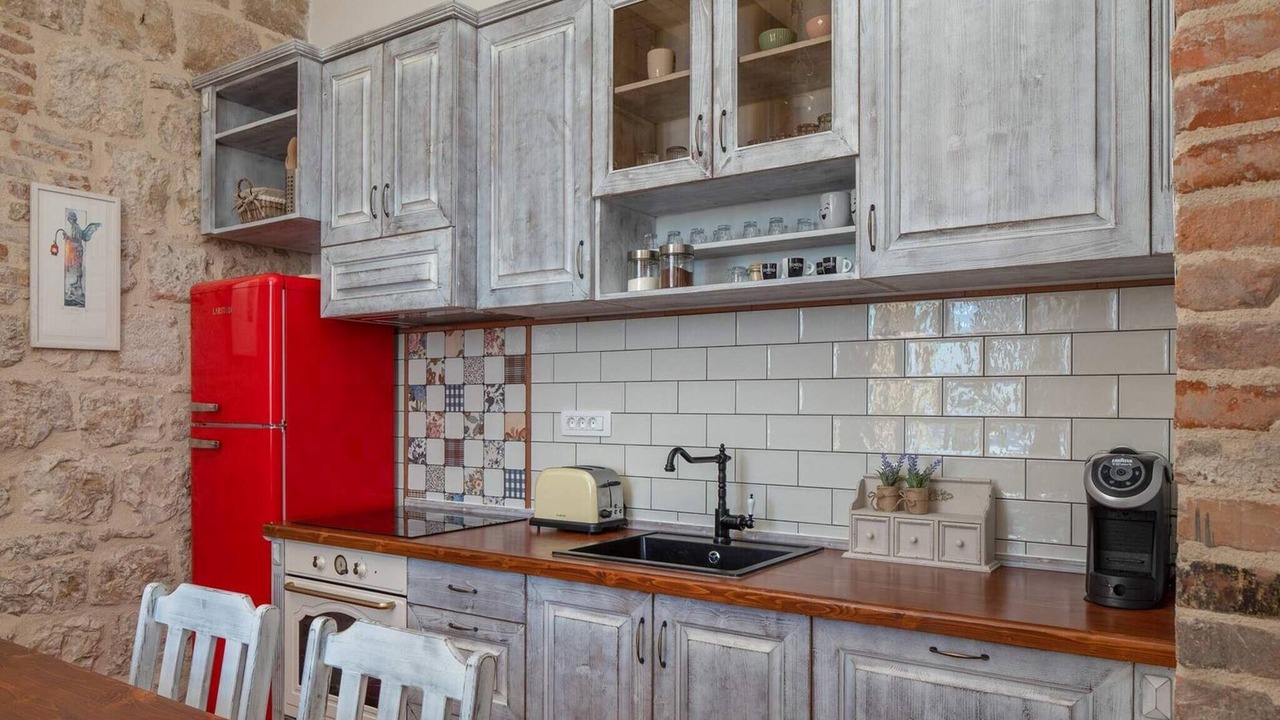 Photo of Kitchen in Cove Rogacic