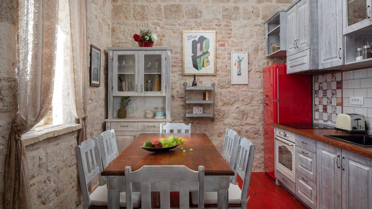 Photo of Kitchen in Cove Rogacic