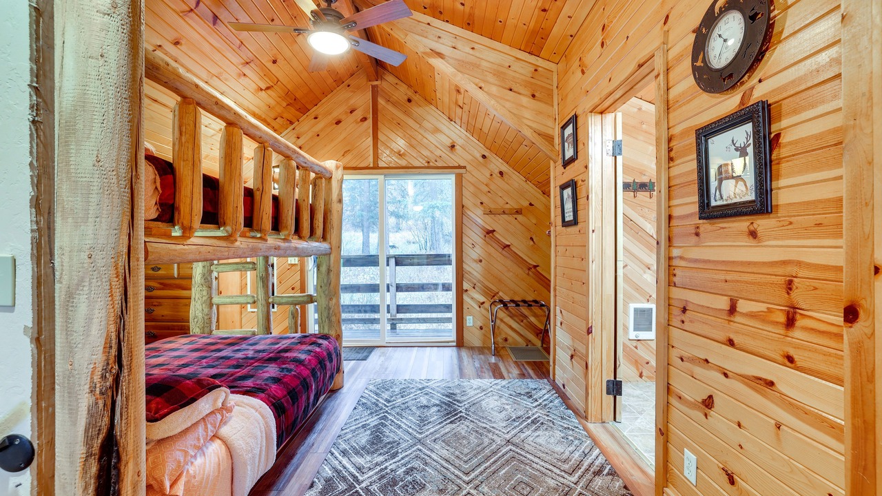 Photo of Patio Balcony in Garden Valley