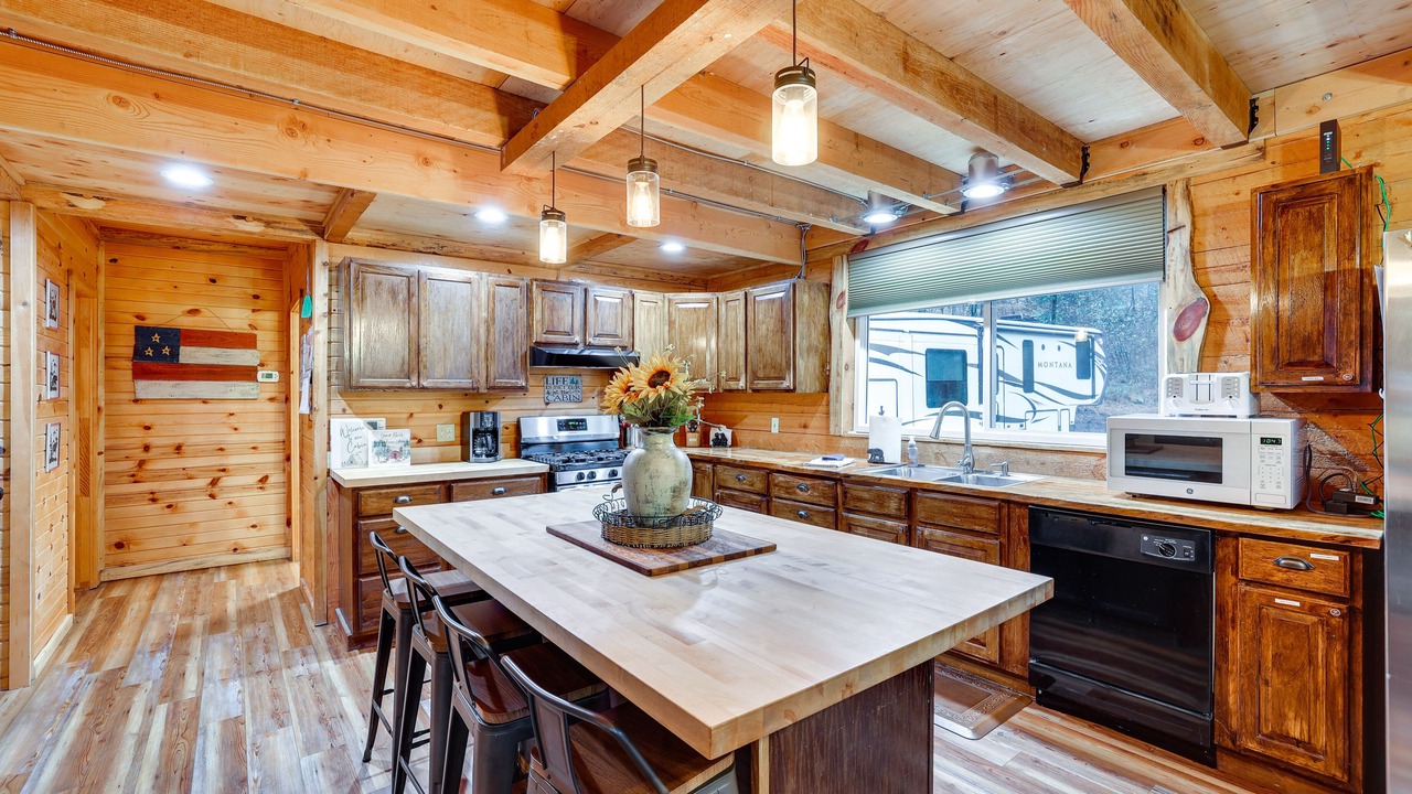 Photo of Kitchen in Garden Valley