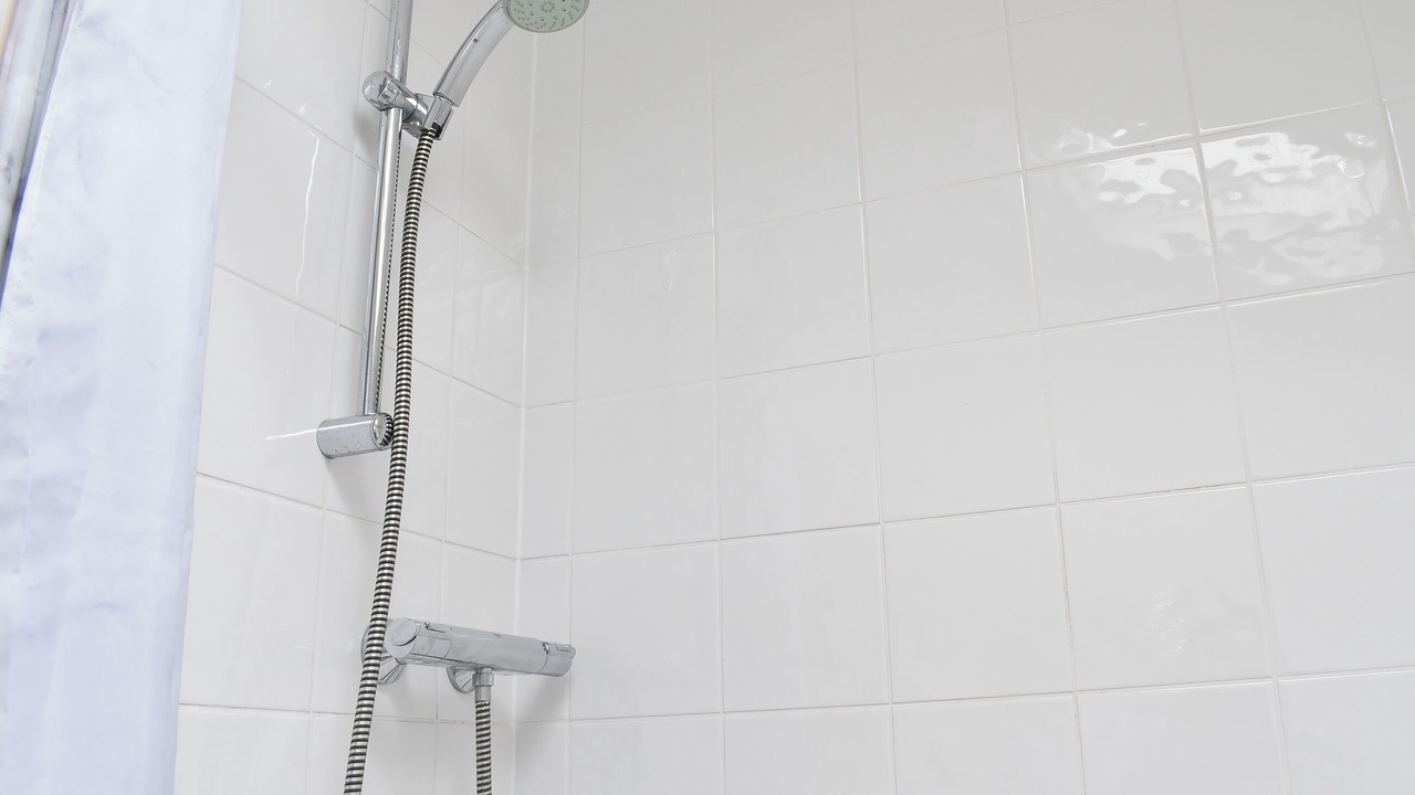 Photo of Bathroom in West Cliff