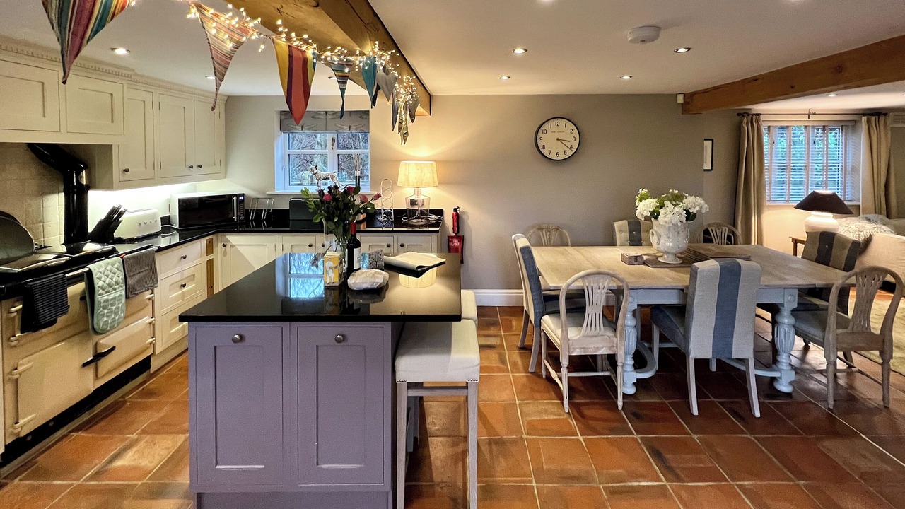 Photo of Others in Storwood