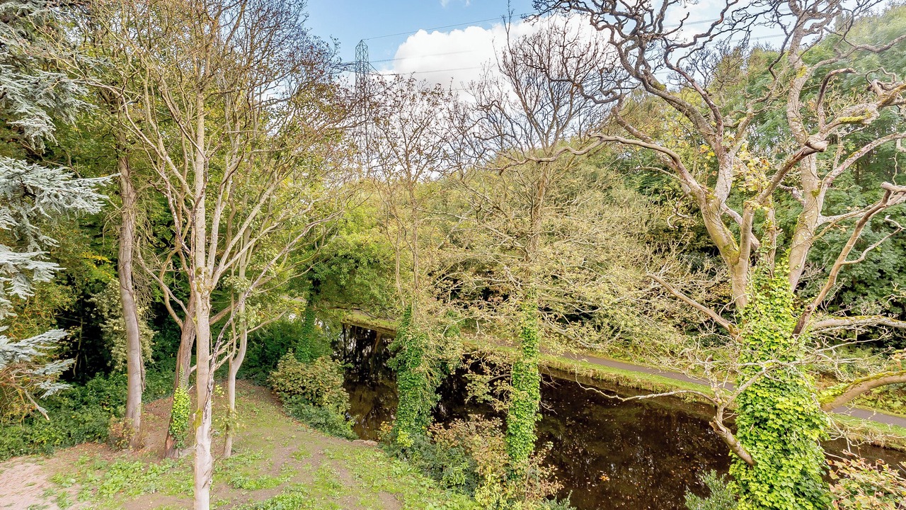 Photo of Others in Rastrick