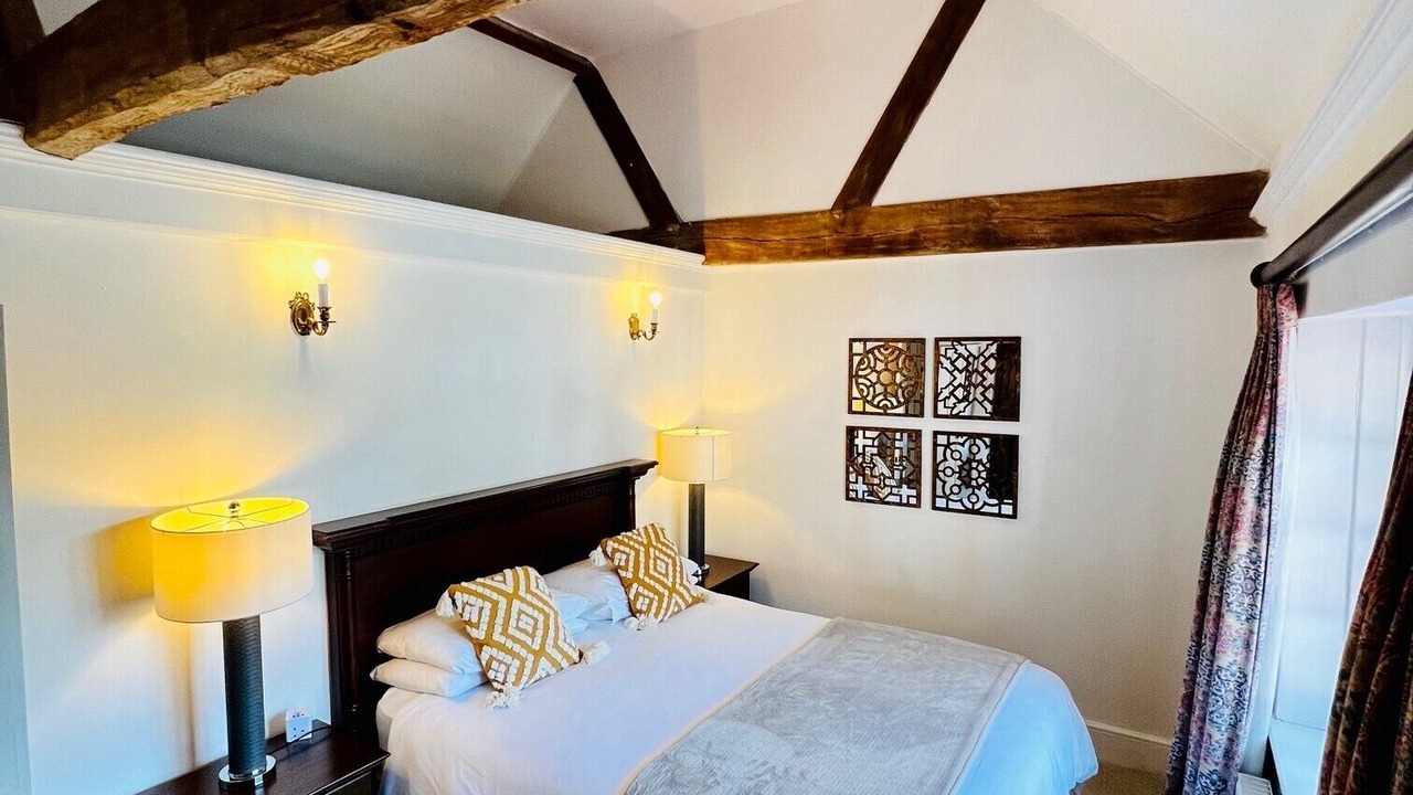 Photo of Outdoor in Guildford