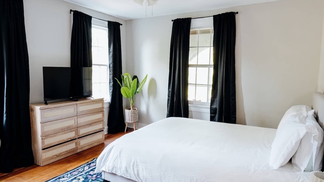 Photo of Bedroom in Montgomery