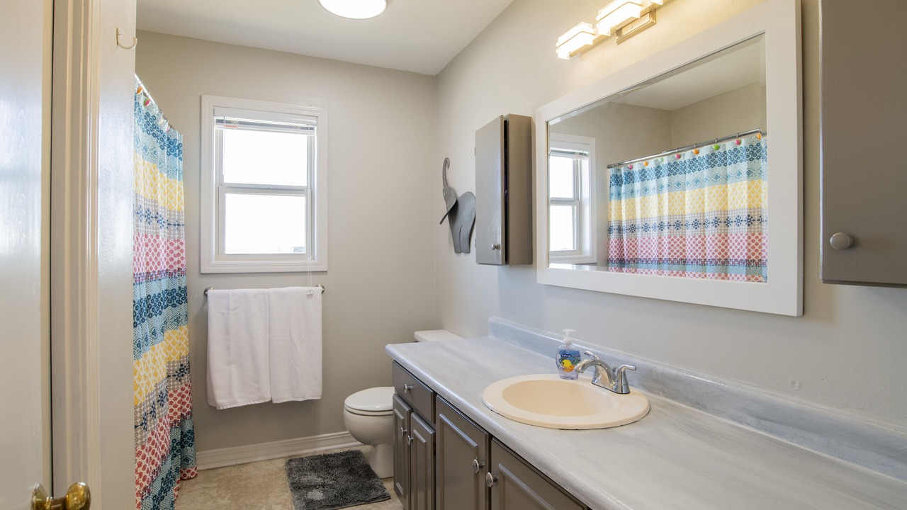 Photo of Bathroom in Dauphin Island