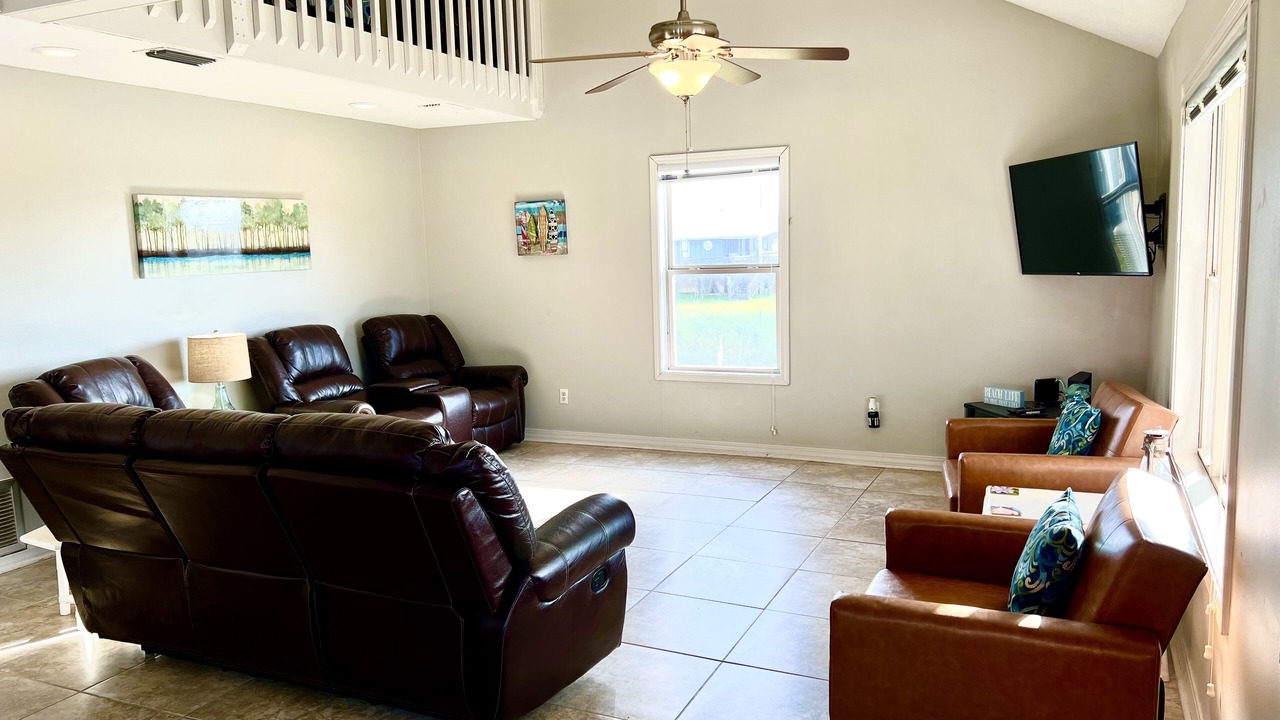Photo of Livingroom in Dauphin Island