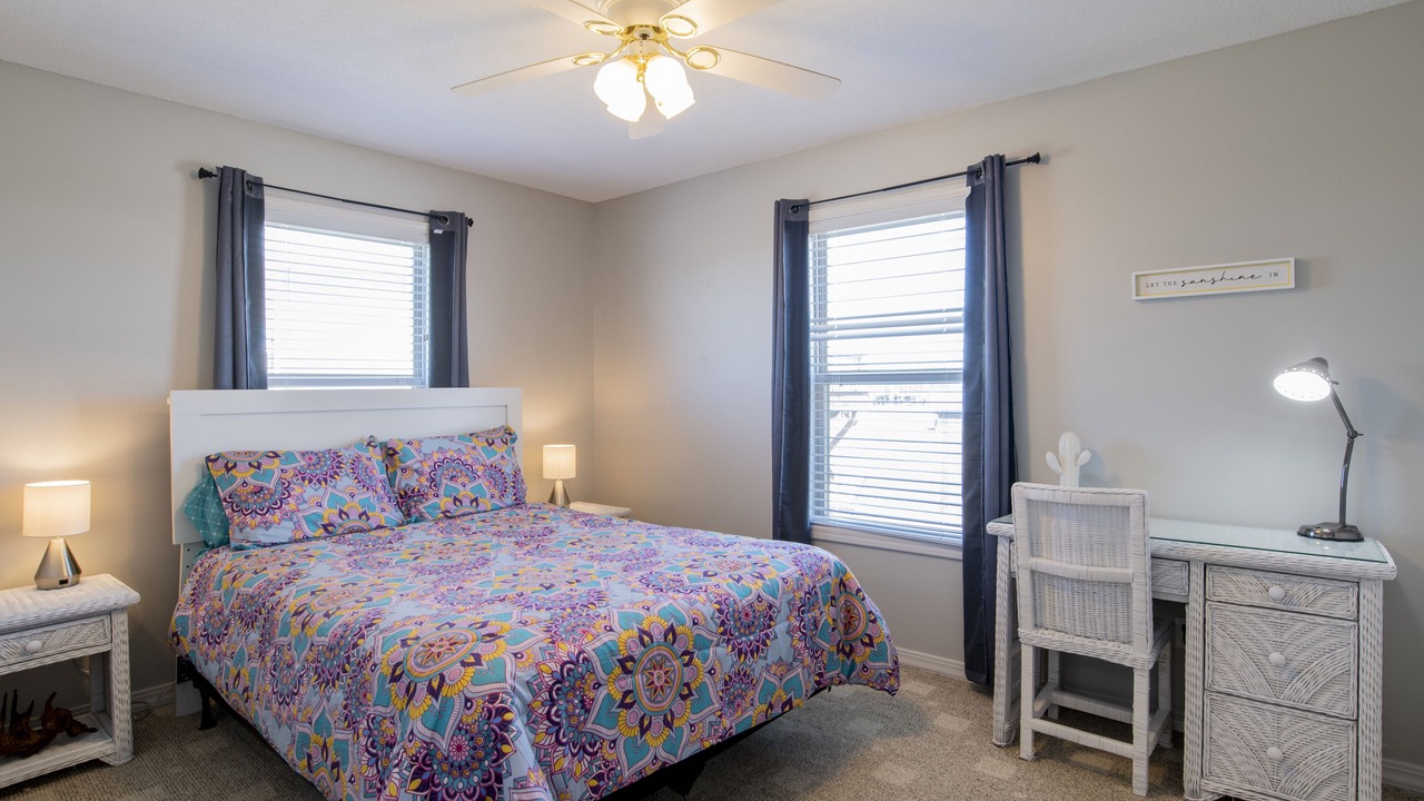 Photo of Bedroom in Dauphin Island