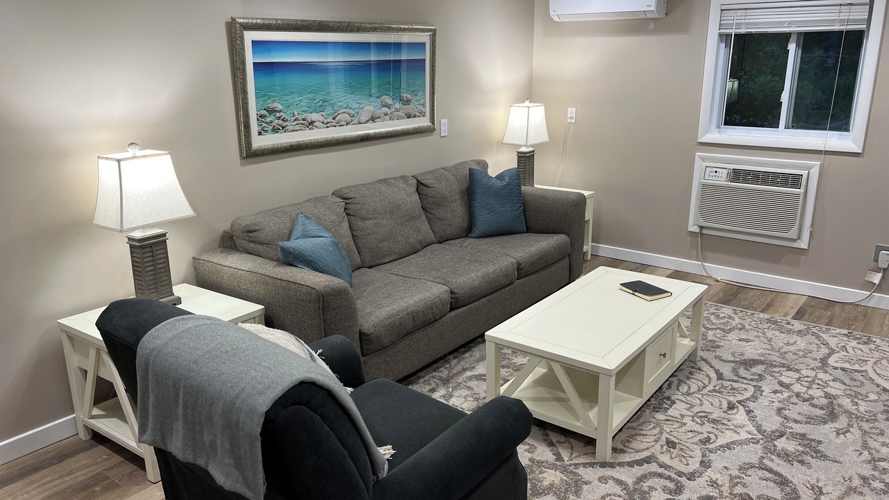 Photo of Livingroom in Acme