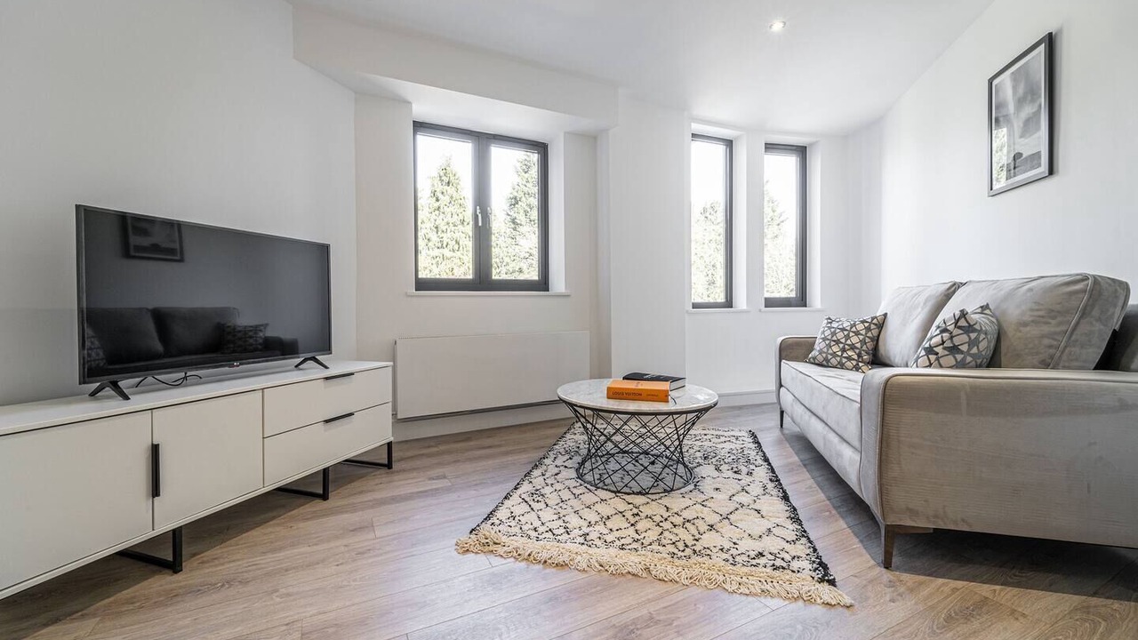 Photo of Livingroom in Barnt Green