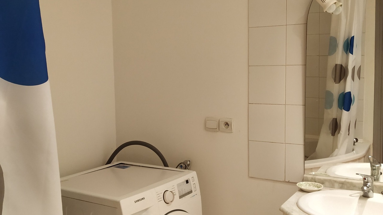 Photo of Bathroom in Olonzac