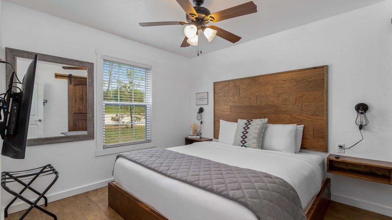 Photo of Bedroom in Grove