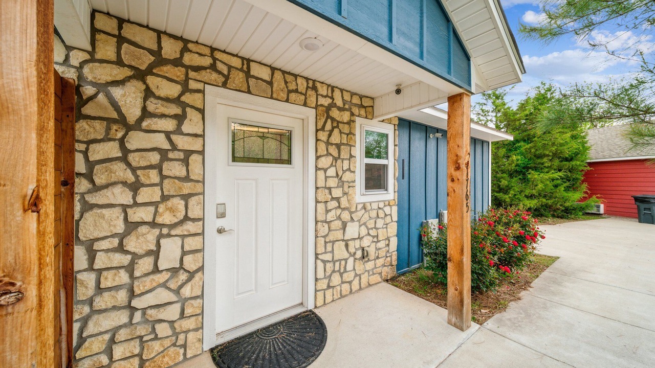 Photo of Outdoor in Grove