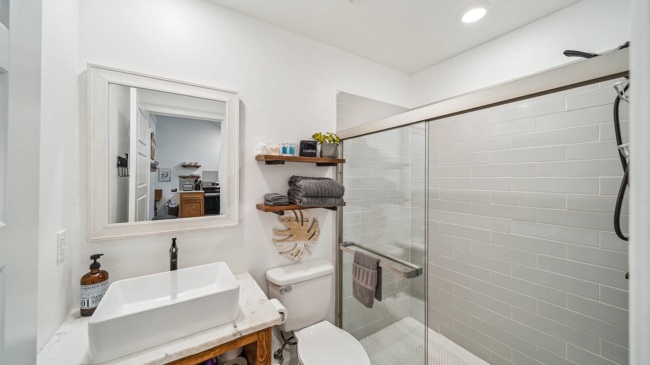 Photo of Bathroom in Grove