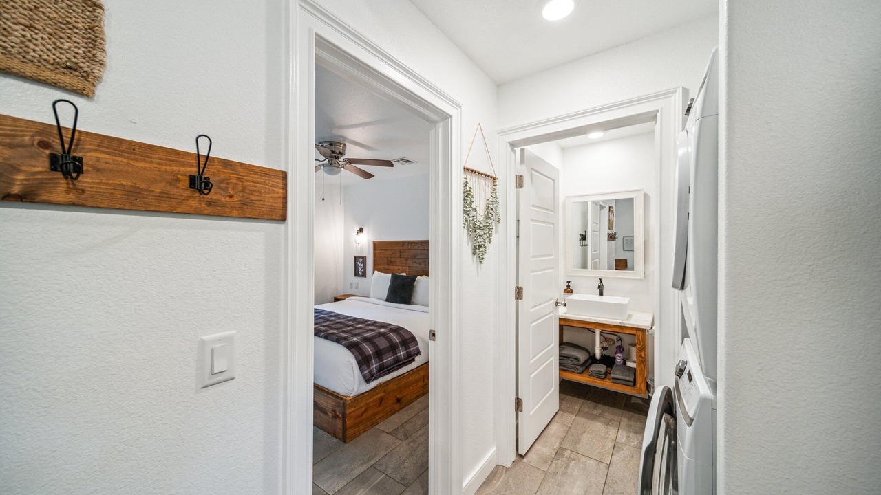 Photo of Bedroom in Grove