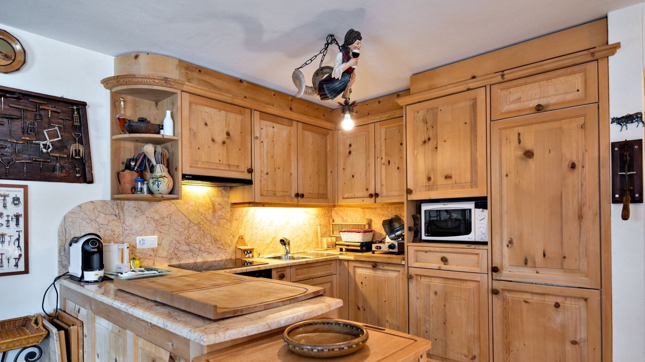 Photo of Kitchen in Madulain