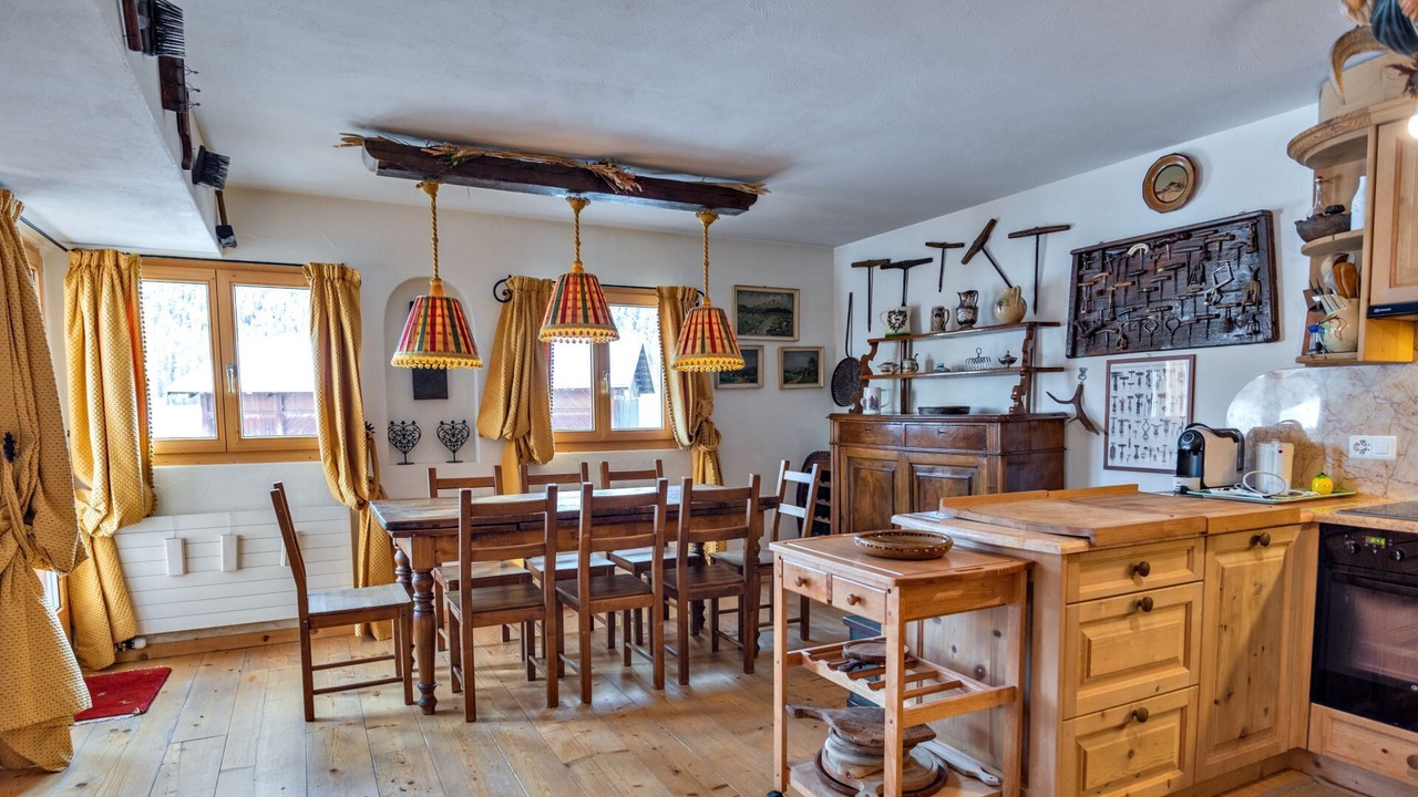 Photo of Kitchen in Madulain
