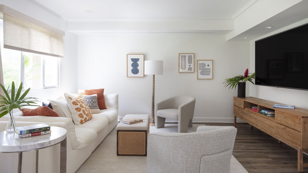 Photo of Bedroom in Portlock