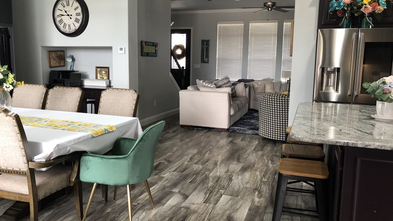 Photo of Bedroom in Glen Rose