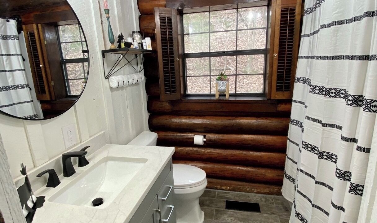 Photo of Bathroom in Garfield