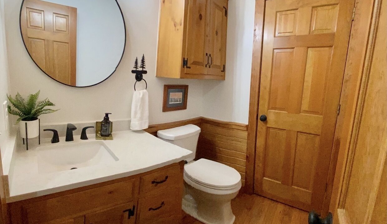 Photo of Bathroom in Garfield