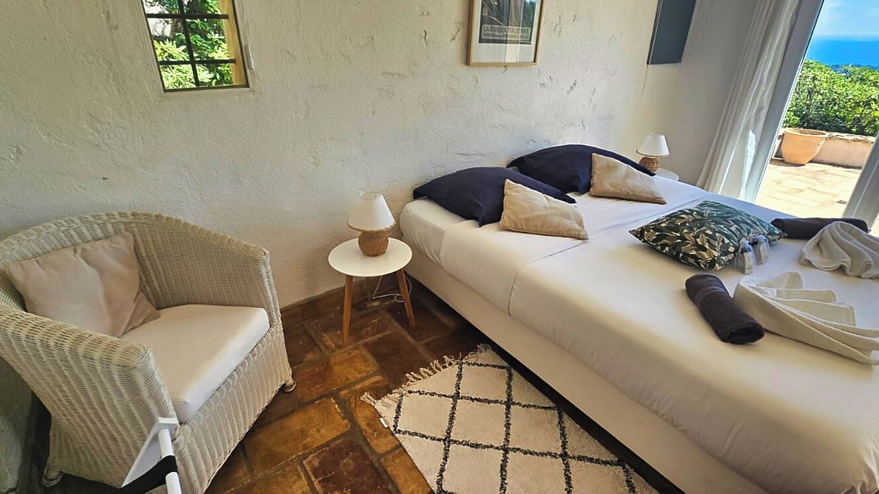 Photo of Bedroom in Saint-Raphael