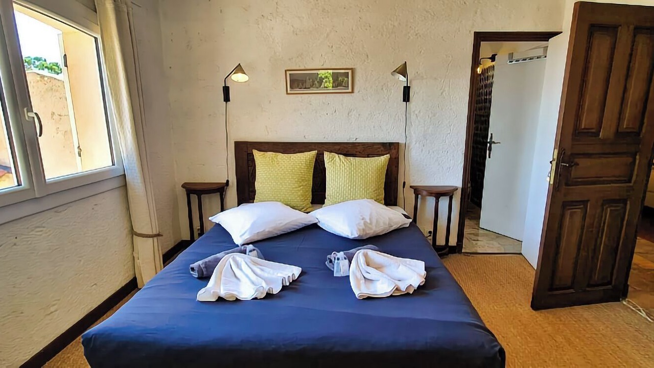 Photo of Bedroom in Saint-Raphael