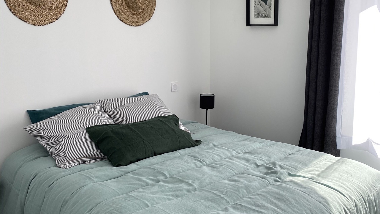 Photo of Bedroom in Saint-Marcan