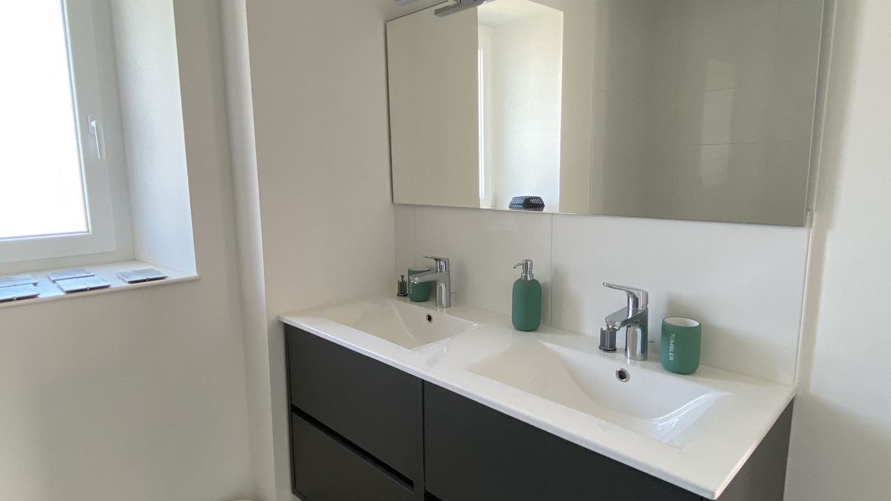 Photo of Bathroom in Saint-Marcan