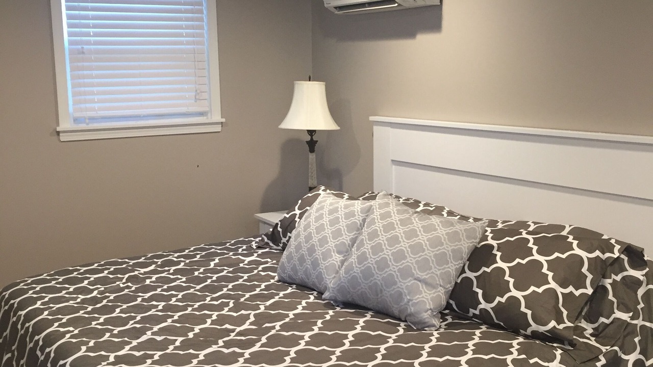 Photo of Bedroom in Pleasant Hill