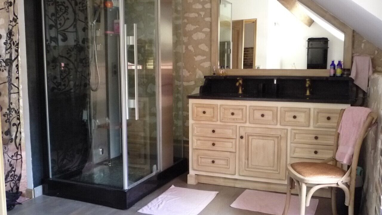 Photo of Others in Turny