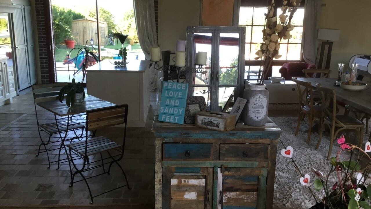 Photo of Others in Turny