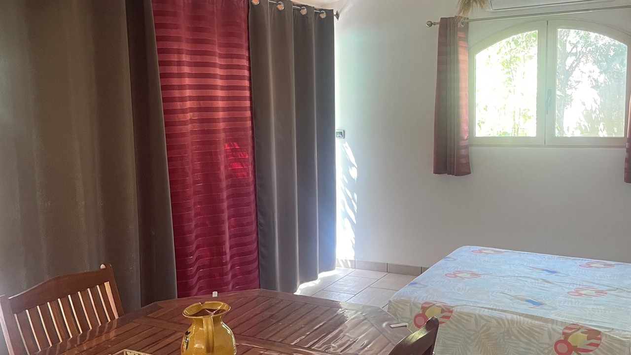 Photo of Bedroom in Caumont-sur-Durance