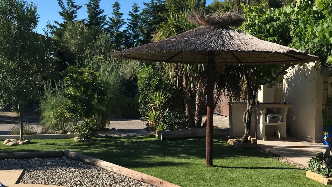 Photo of Outdoor in Caumont-sur-Durance