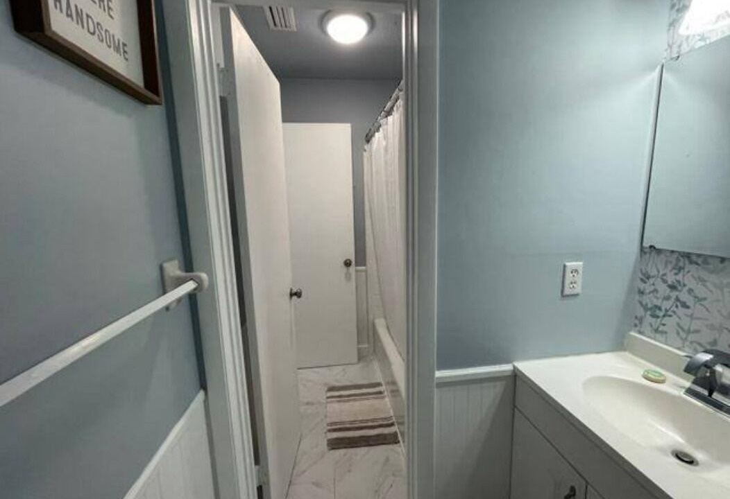 Photo of Bathroom in Avondale