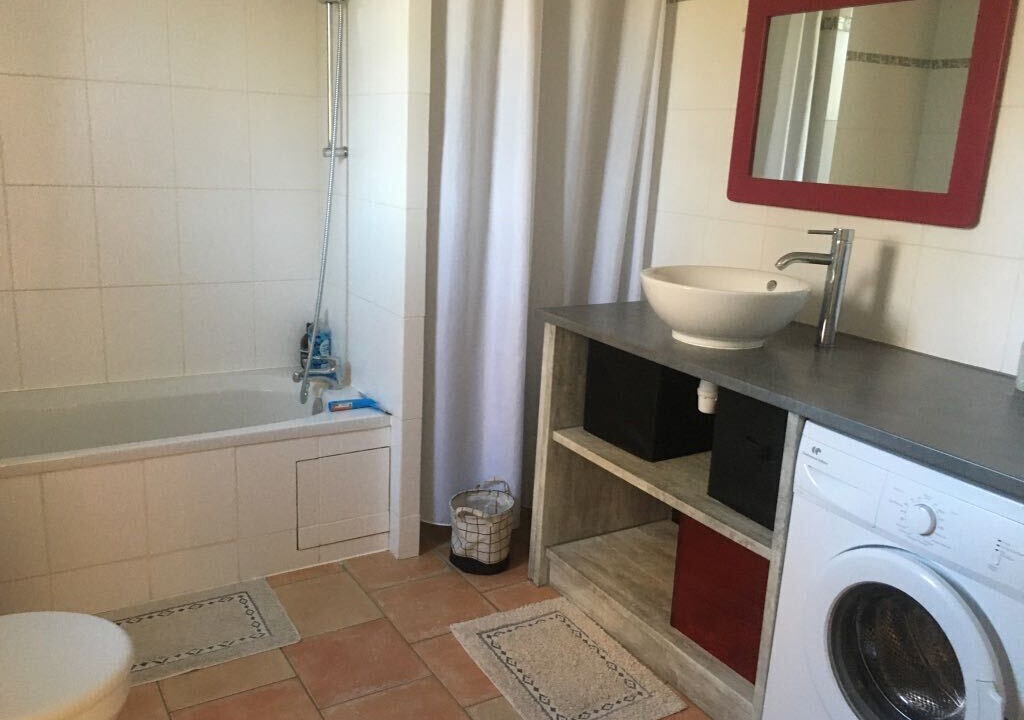 Photo of Bathroom in Chateauneuf-Val-Saint-Donat