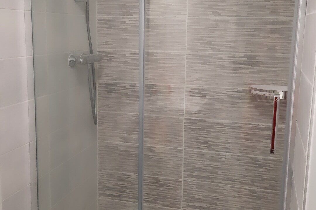 Photo of Bathroom in Durfort-Lacapelette