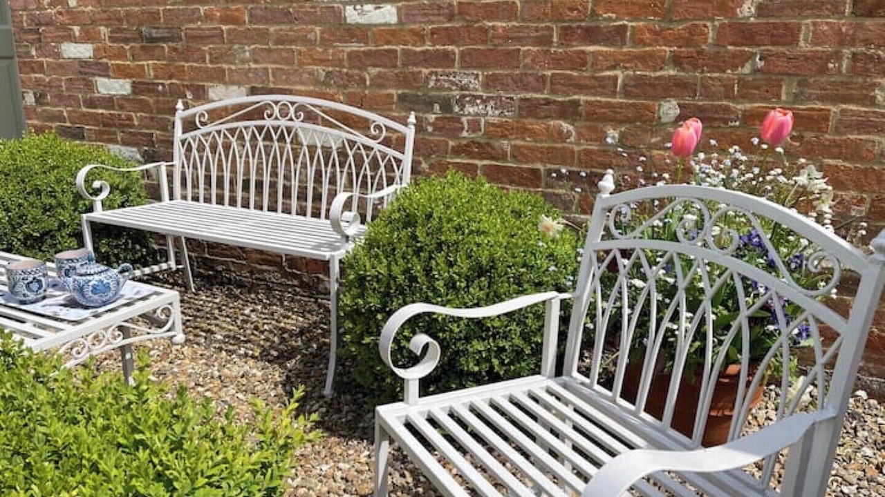 Photo of Patio Balcony in Waddesdon