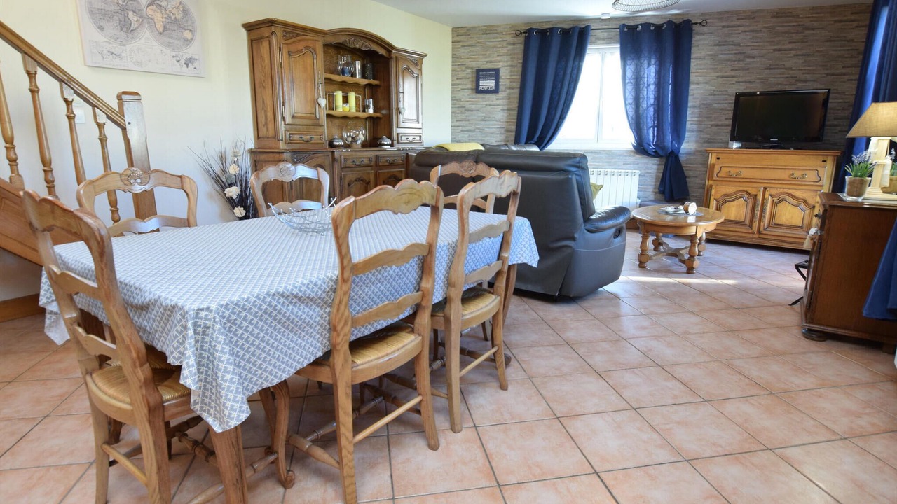 Photo of Bedroom in Criquetot-lʼEsneval