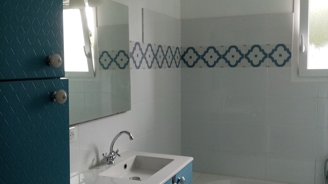 Photo of Bathroom in Cote Pavee