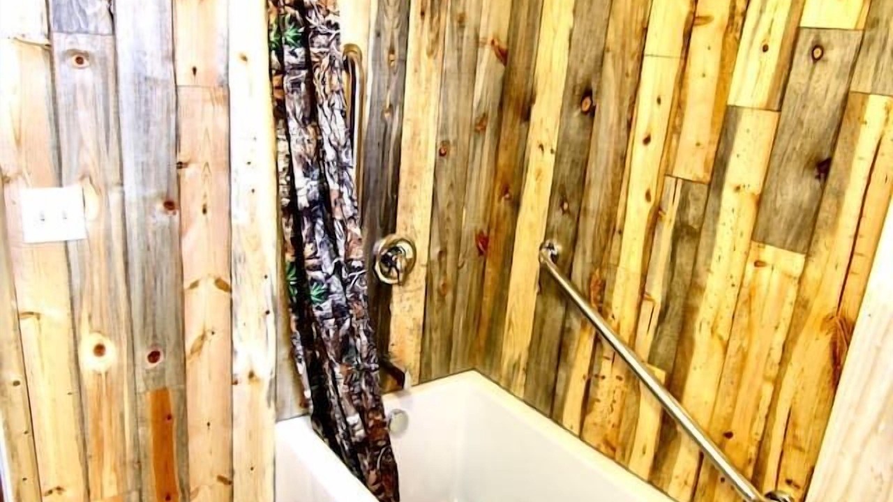 Photo of Bathroom in Blanding