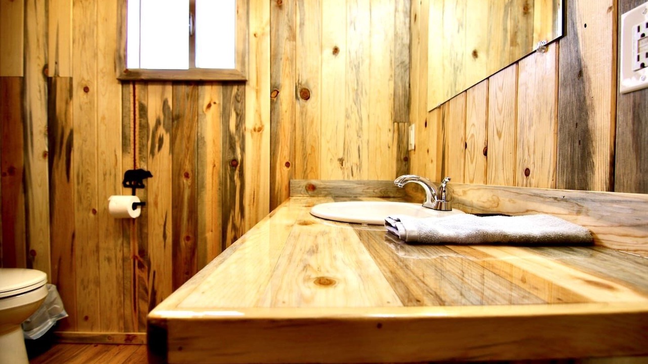 Photo of Bathroom in Blanding