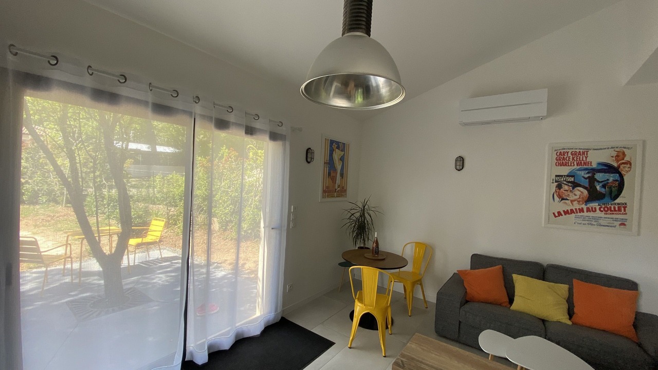 Photo of Livingroom in Sauzet