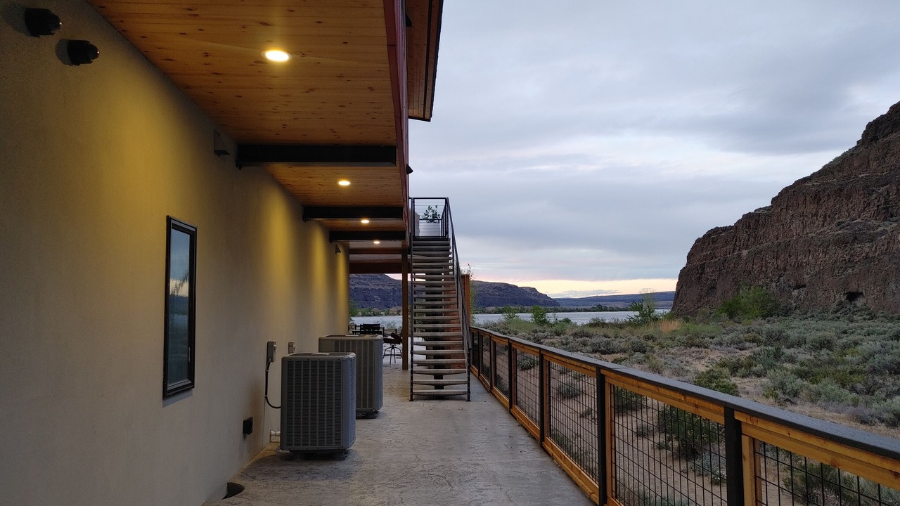 Photo of Patio Balcony in Sunland Estates
